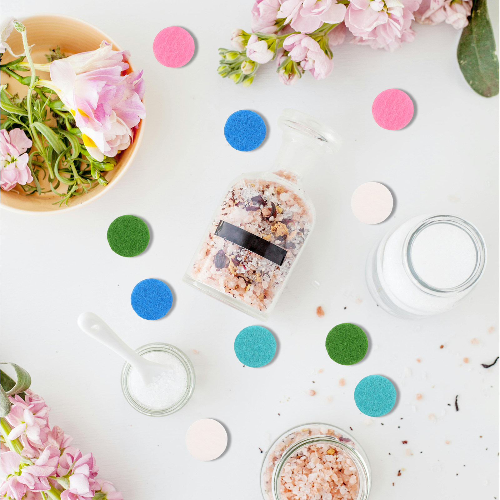 Aromatherapy Diffuser - แผ่นสำลีกลมสำหรับใส่น้ำมันหอมระเหย 50 ชิ้น สำหรับล็อกเก็ตอโรมาเธอราพีขนาด 25 มม.